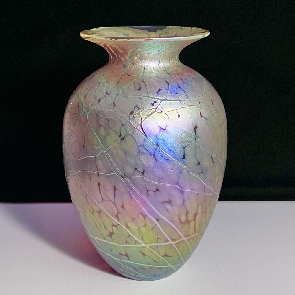 Tim Lazer ART GLASS VASE / 8.75 Inches / GOLD With PEACOCK IRIDESCENT Highlights